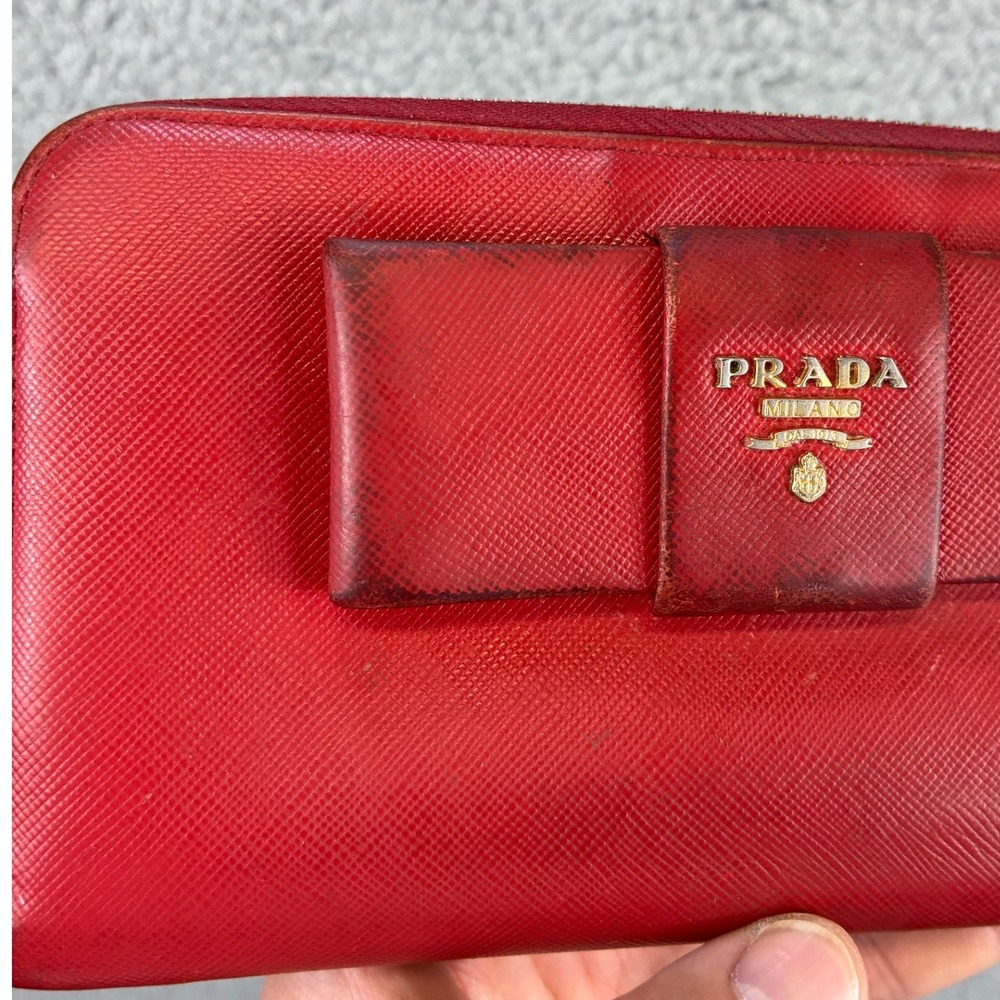 Prada Wallet Saffiano Bow Zip Around Womens OS Red Luxury Designer Leather READ - Picture 10 of 15